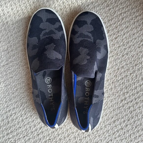 Rothy's Grey/Black Camouflage Sneaker - Size 9.5 - Picture 1 of 4